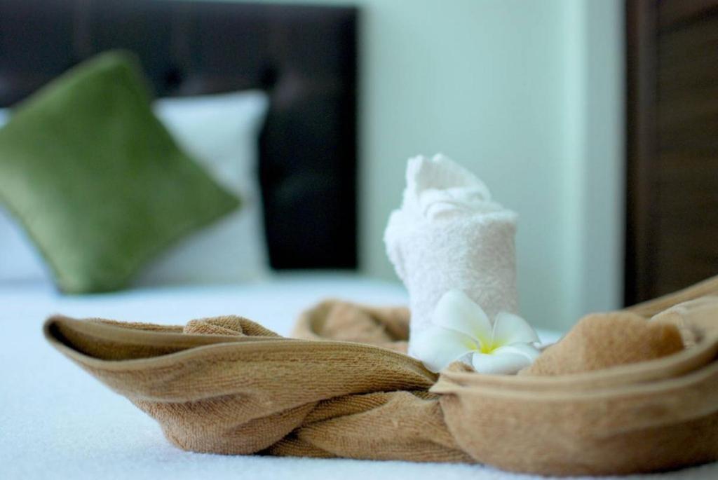 Buathong Place Апартаменты